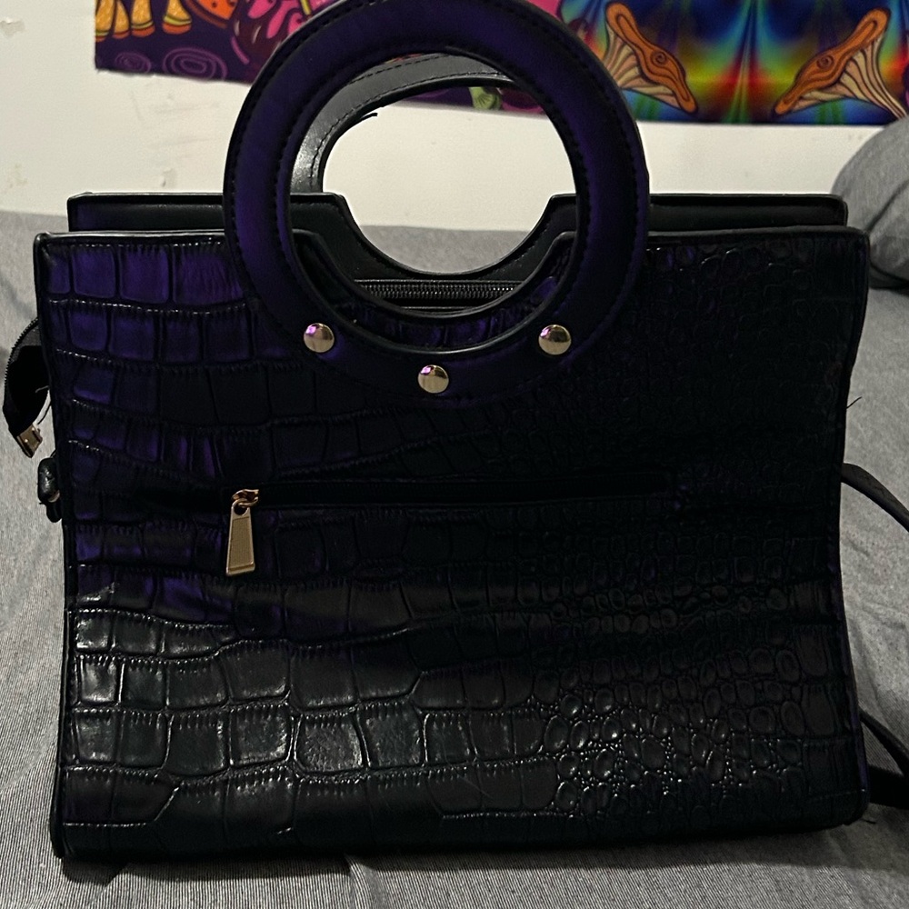 Crossbody tote purse
